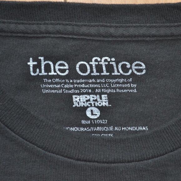 The Office Short Sleeve Tee Ripple Junction FALSE Graphic Dwight - Picture 4 of 5